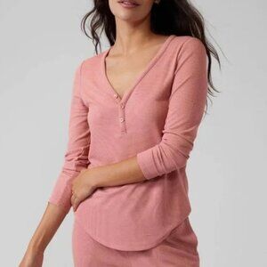 Athleta Wind Down Sleep Top Palermo Pink